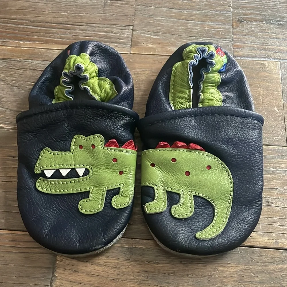 Carozoo Soft Leather Crocodile Shoes🖤